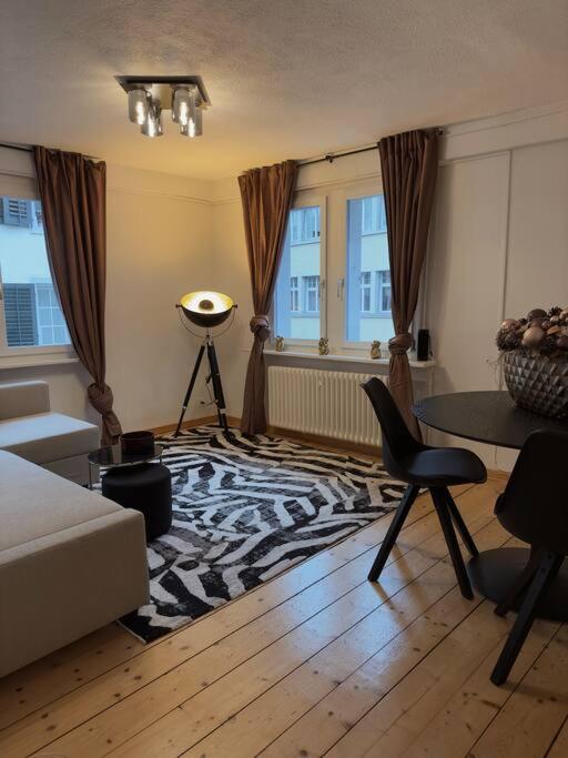 Suesse Wohnung In Zuercher Altstadt 3 Zürich Exterior foto