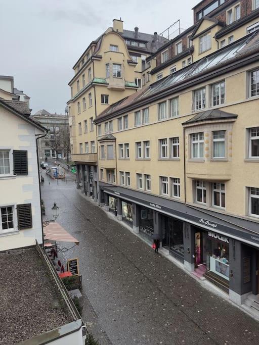 Suesse Wohnung In Zuercher Altstadt 3 Zürich Exterior foto